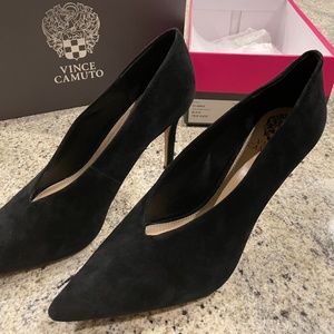 Vince Camuto True Suede pump